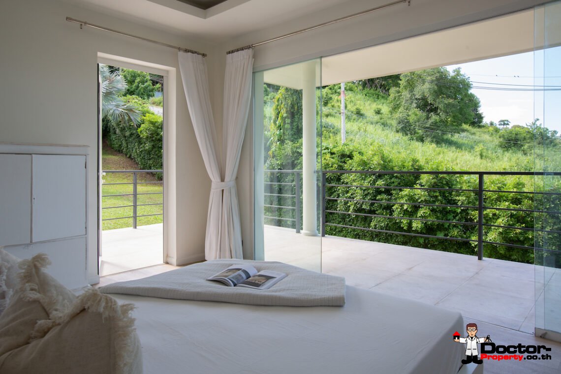 Renovated 5 Bedroom Villa in Bo Phut, Koh Samui – For Sale